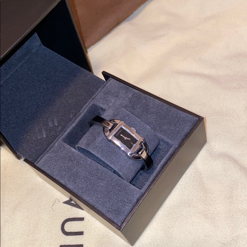 Gucci watch